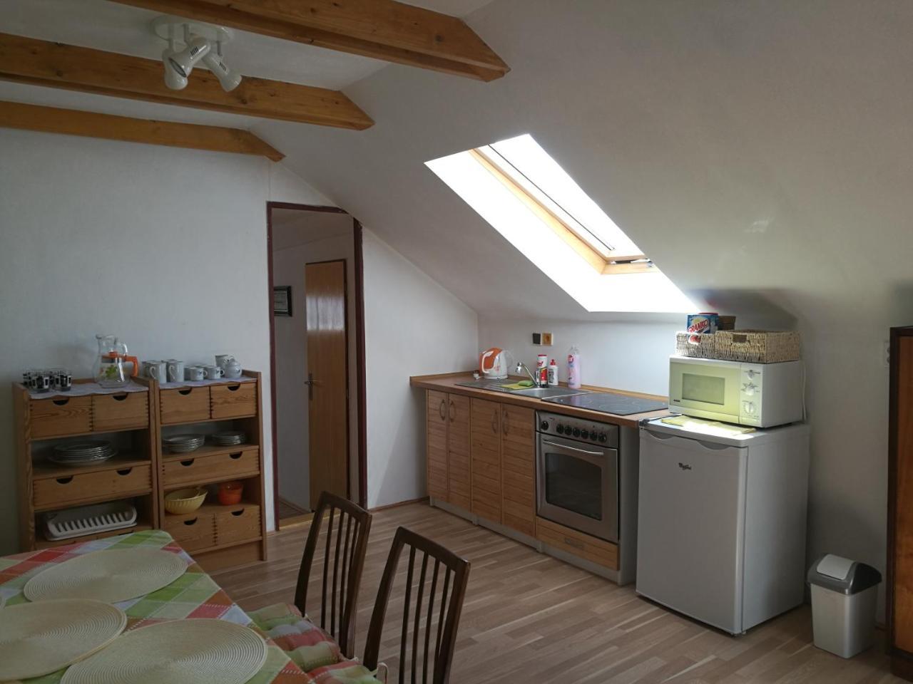 Apartment V Zahrade
